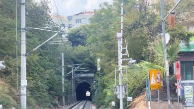 Evlerin altından geçen 114 yıllık tren tüneli mahalleyle bütünleşti 6 evlerin altindan gecen 114 yillik tren tuneli mahalleyle butunlesti b870e1109623 |