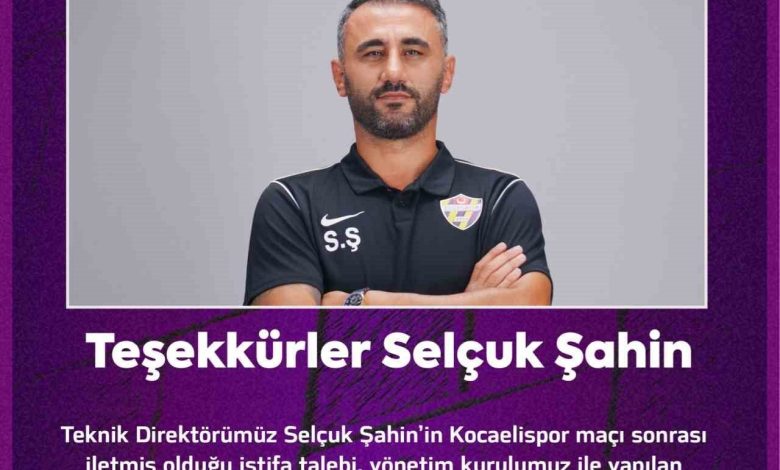 eyupspor selcuk sahin yollarini ayirdi 72bcbe40e11b |