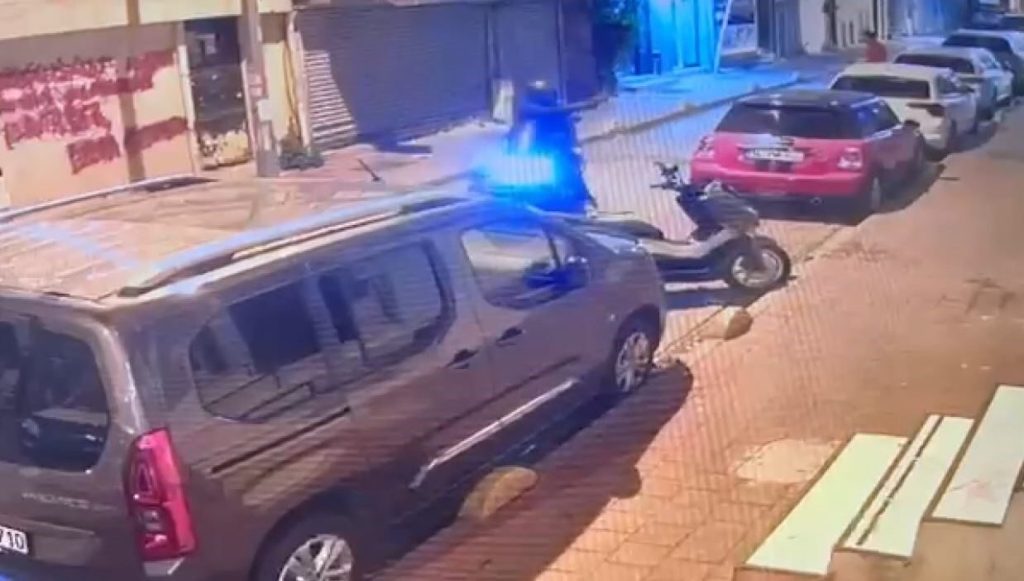 fatihte is yerine silahli saldiri kameraya yansidi f307df76f08d |