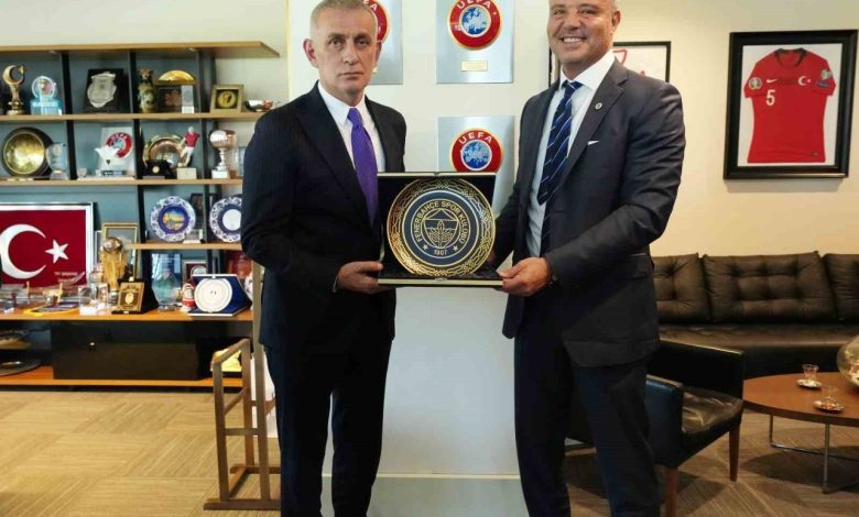 Fenerbahçe Başkanı Sadettin Saran, TFF Başkanı Hacıosmanoğlu’nu ziyaret etti 1 fenerbahce baskani sadettin saran tff baskani haciosmanoglunu ziyaret etti 444fe408ac81 |