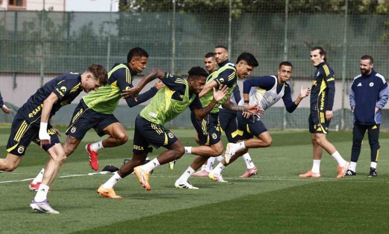 fenerbahce samsunspor macinin hazirliklarini tamamladi 91eda950daf9 |