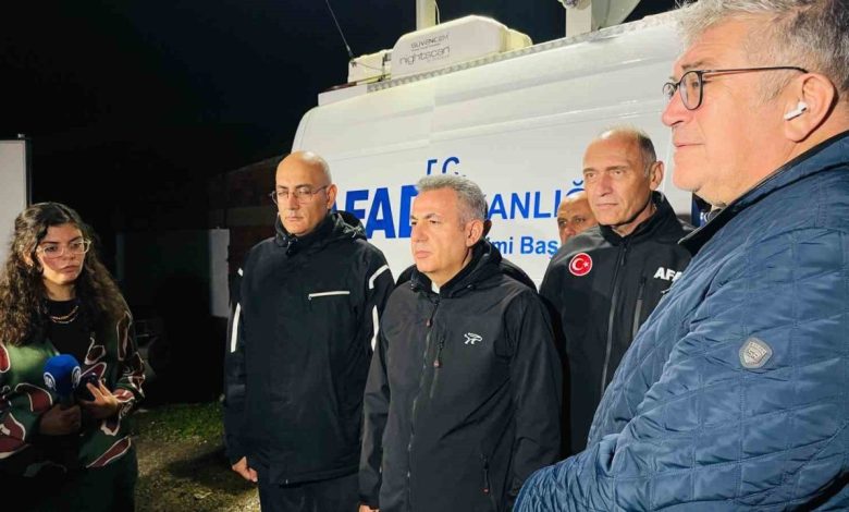 Foça’daki selde acı detay: Kızıyla telefonda görüşürken sel sularına kapıldı 1 focadaki selde aci detay kiziyla telefonda gorusurken sel sularina kapildi aba766e21aa3 |