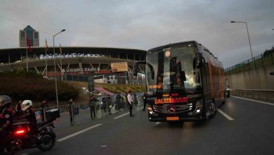 galatasaray derbi icin stada geldi e40739365724 |