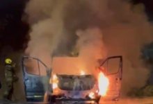 gozleri onunde minibus alev alev yandi b01dd733043e |