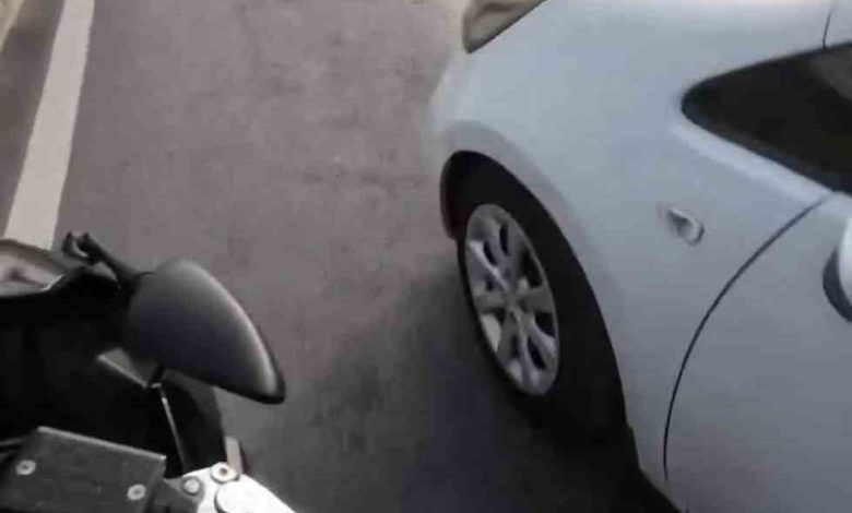"Hak edene hak ettiğini vereceksin" dedi, aynayı parçaladı: O anlar kamerada 1 hak edene hak ettigini vereceksin dedi aynayi parcaladi o anlar kamerada 18c362d1e84d |