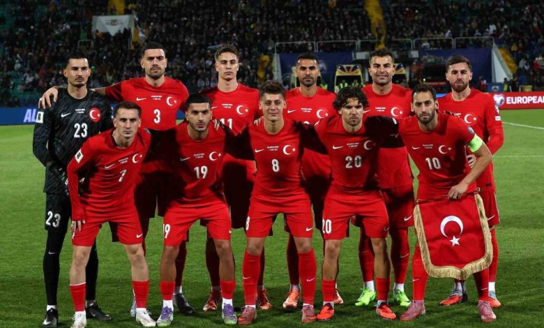 hakan calhanoglu 100 kez milli formayi giydi c68ed41d5226 |