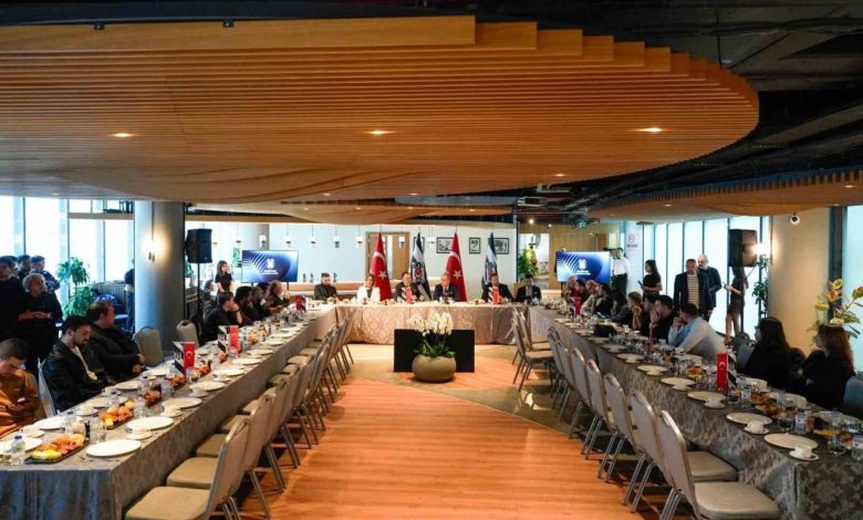 Hakan Daltaban: "Camiada en önemli eksiklik birlik ve beraberlik" 1 hakan daltaban camiada en onemli eksiklik birlik ve beraberlik ca0e2dcd70d3 |