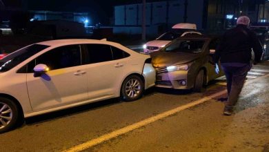 İnegöl’de zincirleme kaza : 1’i çocuk 5 yaralı 2 inegolde zincirleme kaza 1i cocuk 5 yarali 0ca110059120 |