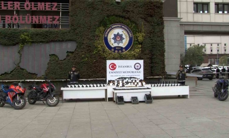 İstanbul’da çetelere ve silah kaçakçılarına operasyon: 165 gözaltı 1 istanbulda cetelere ve silah kacakcilarina operasyon 165 gozalti 40503117c374 |