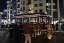 istiklal caddesinde nostaljik tramvayda yangin panigi d56922ca6953 |