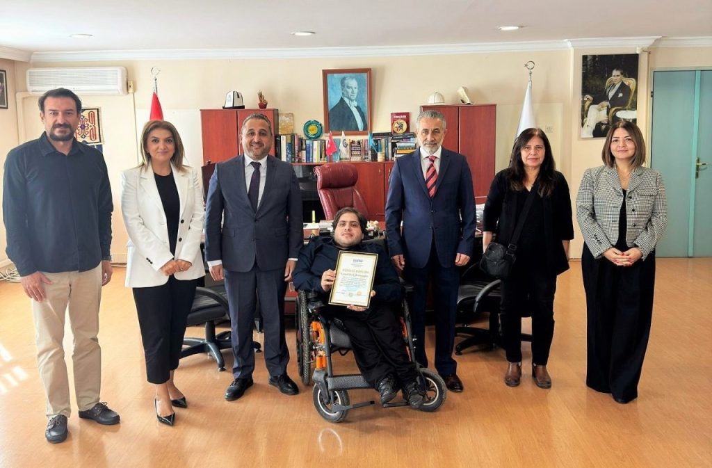 izazder turk dunyasi makale yarismasinda izmire 3 odul kazandirdi 2244fe356fbe |