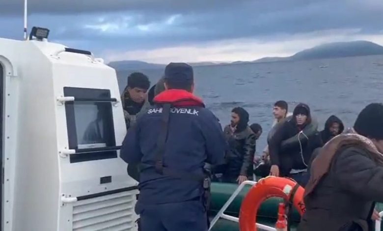 İzmir açıklarında 51 düzensiz göçmen yakalandı, 84 göçmen kurtarıldı 1 izmir aciklarinda 51 duzensiz gocmen yakalandi 84 gocmen kurtarildi 355104d6352a |