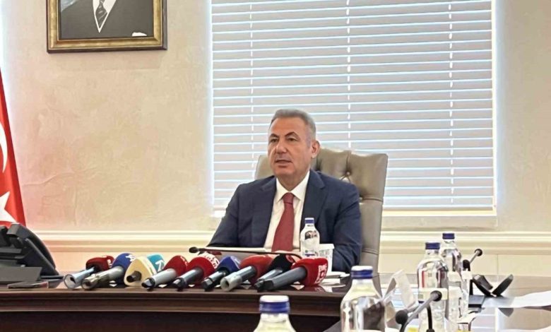 İzmir’de suç oranı yüzde 11 azaldı 1 izmirde suc orani yuzde 11 azaldi b2c9f3257626 |
