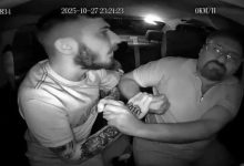 izmirde taksi soforunun darbedildigi anlar kamerada b9efce03ec91 |