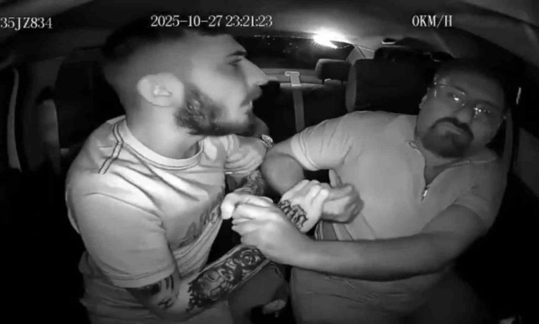 izmirde taksi soforunun darbedildigi anlar kamerada b9efce03ec91 |