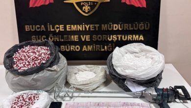 İzmir’de uyuşturucu imalatçısı polise yakalandı 5 izmirde uyusturucu imalatcisi polise yakalandi e5a5cf1a6fc6 |