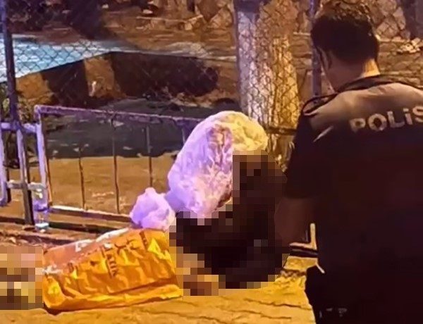 izmirdeki bicakli dehsette cinayet suphelisi tutuklandi 2f224b018611 |