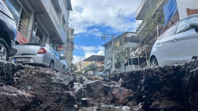 izmirdeki saganak bozuk yollari dere yatagina cevirdi b10e10e2555a |