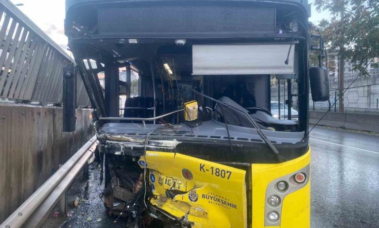 Kadıköy’de alkollü İETT şoförü bariyerlere saplandı: 2 yaralı 1 kadikoyde alkollu iett soforu bariyerlere saplandi 2 yarali 755cd273b3ab |