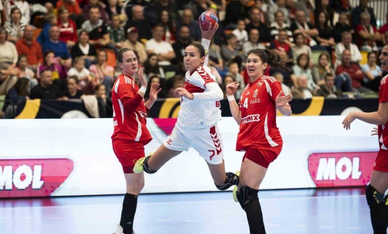 kadin a milli hentbol takimi euro cup ilk macinda macaristana maglup oldu bb13fc078b99 |