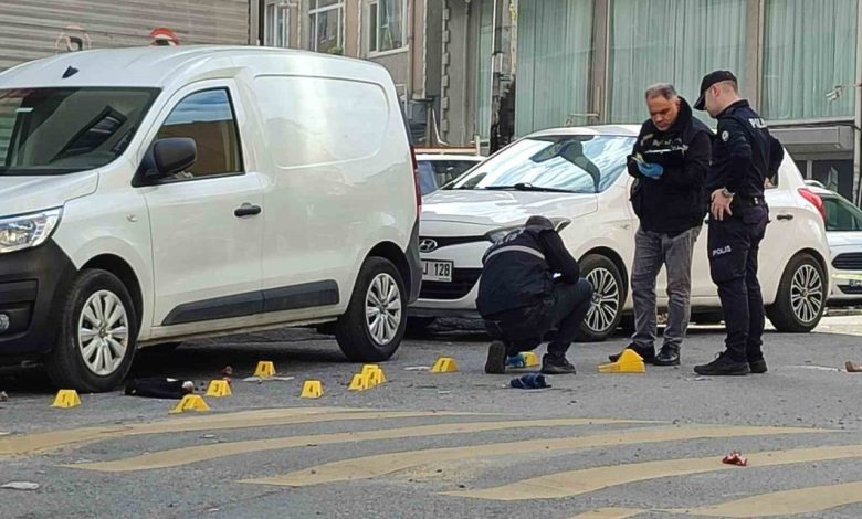 Kağıthane’de sokak ortasında cinayet: 15 el ateş ederek kaçtı 1 kagithanede sokak ortasinda cinayet 15 el ates ederek kacti 2e4893d0023d |