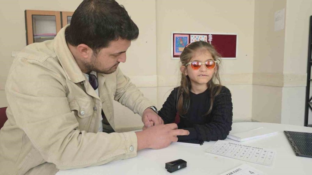 kalbi kucuk azmi buyuk defnenin ogrenme mucadelesi ilham oldu fa4bd76cd731 |