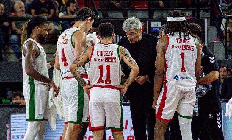 karsiyaka basketbol fenerbahce deplasmaninda 041ad5479224 |
