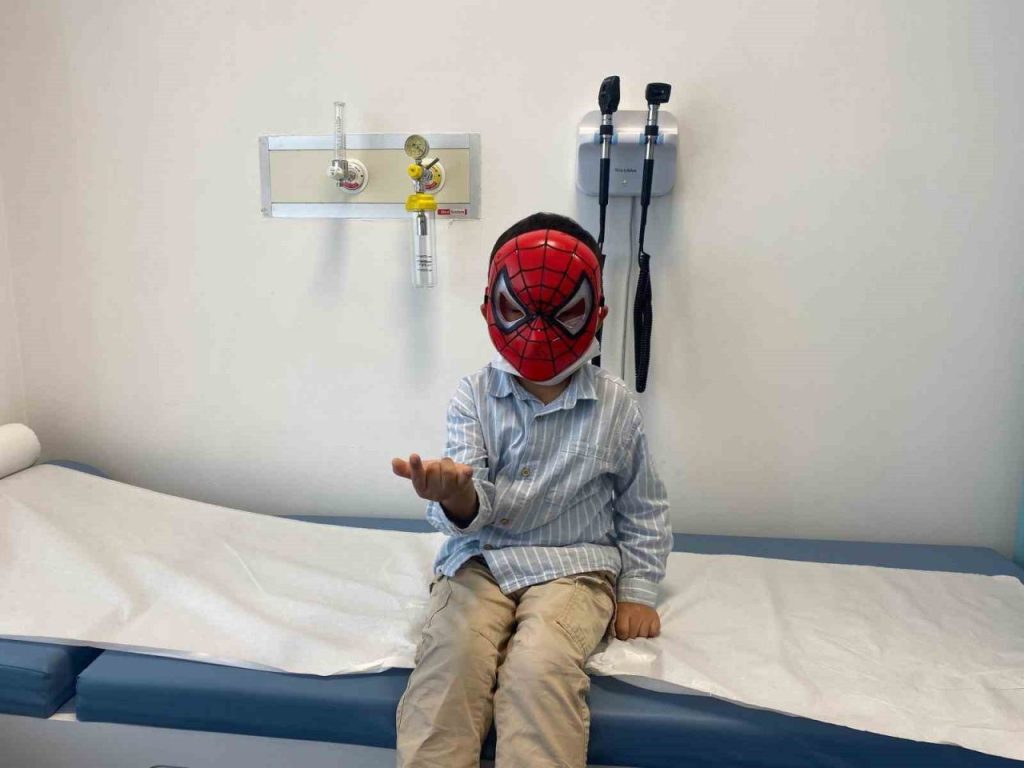 kirgizistanli minik baihan turkiyede yapilan kemik iligi nakliyle hayata tutundu cf6e962a8da3 |