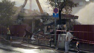 Kontrolsüz yıkım tehlike saçtı, bina parçaları caddeye savruldu 2 kontrolsuz yikim tehlike sacti bina parcalari caddeye savruldu 348a89467a35 |