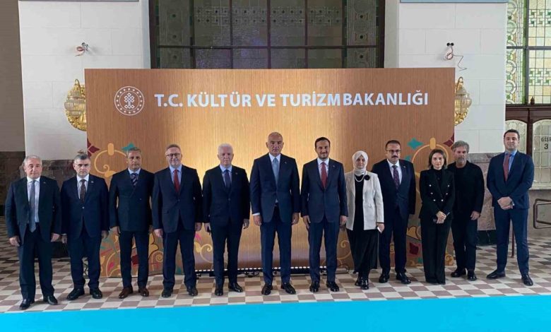 Kütür ve Turizm Bakanı Ersoy: "Haydarpaşa ve Sirkeci Garı bizlere Sultan 2. Abdülhamid’in mirası ve emaneti" 1 kutur ve turizm bakani ersoy haydarpasa ve sirkeci gari bizlere sultan 2 abdulhamidin mirasi ve emaneti 5d5befadab9d |