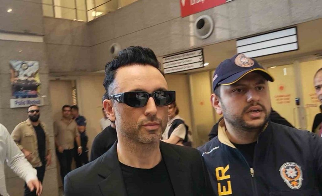 mabel matize perperisan sarki sozlerine yonelik sorusturmada 3 yila kadar hapis talebi 510c041703f1 |