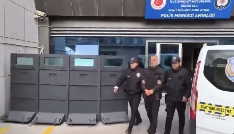 Maltepe’de dükkana pompalı tüfekle saldıran şüpheli yakalandı 1 maltepede dukkana pompali tufekle saldiran supheli yakalandi 982edd1fc186 |