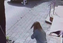 maltepede yolun karsisina gecen kadina minibus carpti kaza ani kamerada c905a06958b5 |