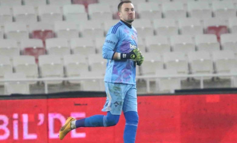 Mert Günok: "Kaptanlık değişikliğini her zaman olduğu gibi olgunlukla karşıladım" 1 mert gunok kaptanlik degisikligini her zaman oldugu gibi olgunlukla karsiladim 2c59cd0d0df6 |