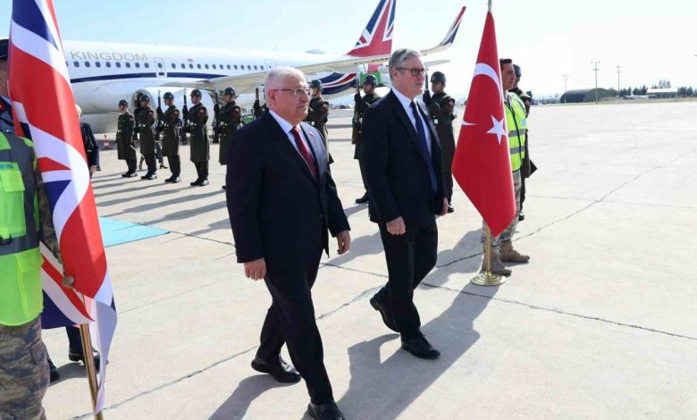Milli Savunma Bakanı Güler ve Birleşik Krallık Başbakanı Starmer TUSAŞ’ı ziyaret etti 1 milli savunma bakani guler ve birlesik krallik basbakani starmer tusasi ziyaret etti 7fa2d5ec40cd |