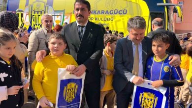 mke ankaragucu yoneticileri ve sporculari ogrencilerle bir araya geldi 12ed6f477e96 |