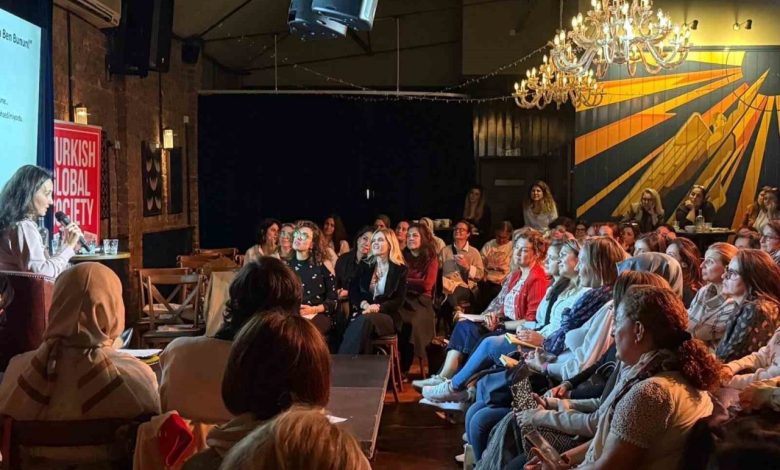 momtalks ilk yurt disi etkinligini londrada gerceklestirdi 3653d40ac6a2 |