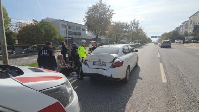 Orhangazi’de faciadan dönüldü: Tırın çarptığı otomobil metrelerce sürüklendi 6 orhangazide faciadan donuldu tirin carptigi otomobil metrelerce suruklendi f50b90396274 |