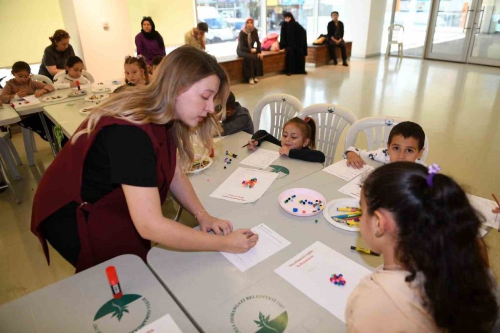 osmangazide cocuklar oyunlar oynayarak saglikli beslenmeyi ogreniyor 61a6f0c272c7 |