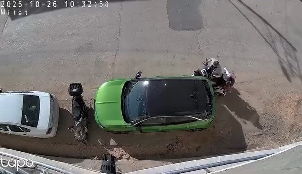 Park halindeki otomobile çarpıp hiçbir şey olmamış gibi kaçtı 1 park halindeki otomobile carpip hicbir sey olmamis gibi kacti 0d4c710cb56a |