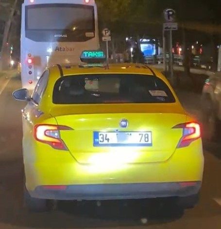 plakasini kapatan taksi dikkat cekti 4efc5f994606 |