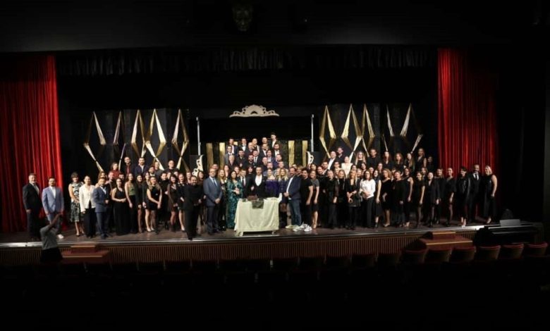 Sahne Tozu Tiyatrosu 21. yılını Haldun Dormen Sahnesi’nde kutladı 1 sahne tozu tiyatrosu 21 yilini haldun dormen sahnesinde kutladi 904064116a0f |