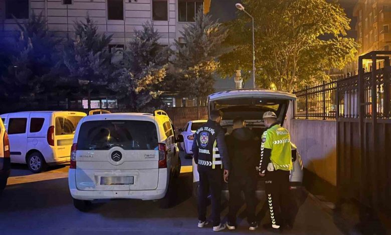 Sancaktepe’de yol verme kavgasında trafik güvenliğini tehlikeye düşüren iki sürücü yakalandı 1 sancaktepede yol verme kavgasinda trafik guvenligini tehlikeye dusuren iki surucu yakalandi c4460902c3f9 |