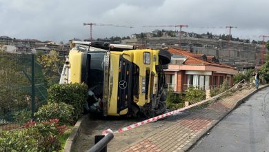 Sarıyer’de sürücüsünün direksiyon hakimiyetini kaybettiği tır devrildi 4 sariyerde surucusunun direksiyon hakimiyetini kaybettigi tir devrildi ab4070a6d0a6 |