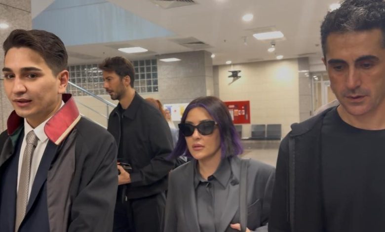 Şarkıcı Melek Mosso oyuncu ve model Serkan Sağdıç’tan tek celsede boşandı 1 sarkici melek mosso oyuncu ve model serkan sagdictan tek celsede bosandi 8053592237d6 |