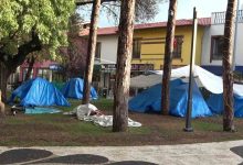 sindirgida depremin ardindan halk geceyi sokakta ve cadirlarda gecirdi aec4def50458 |