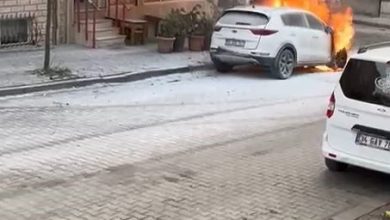 Sultangazi’de park halindeki araç alevlere teslim oldu 2 sultangazide park halindeki arac alevlere teslim oldu 59444b4fdca9 |