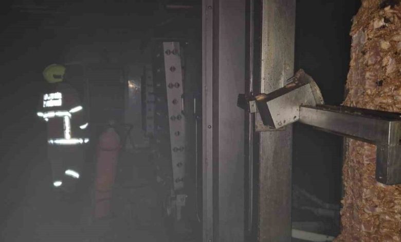 Susurluk’ta fabrika yangını: Ekipler kısa sürede müdahale etti 1 susurlukta fabrika yangini ekipler kisa surede mudahale etti acef73e5043e |