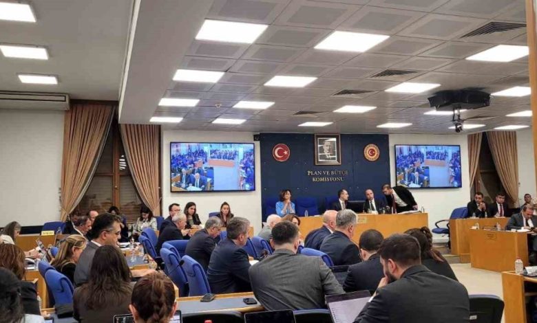 TCMB Başkanı Karahan: "Brüt rezervler 183 milyar dolara yükseldi" 1 tcmb baskani karahan brut rezervler 183 milyar dolara yukseldi 502f2b7e9ab0 |