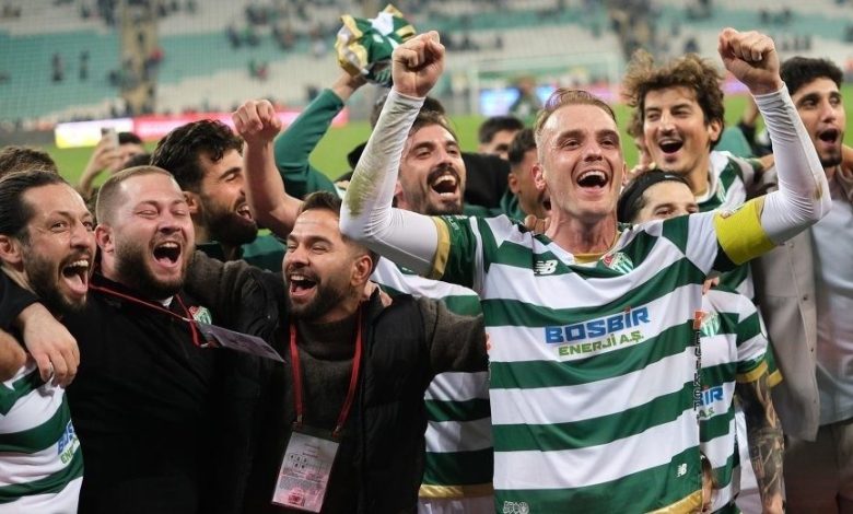 TFF 2. Lig’in en golcü takımı Bursaspor 1 tff 2 ligin en golcu takimi bursaspor 922fb3da7083 |